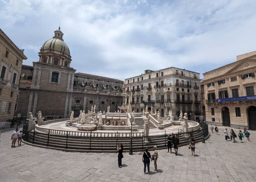 Fontana Pretoria fountain with marble statues in Piazza Pretoria in Palermo, Sicily.